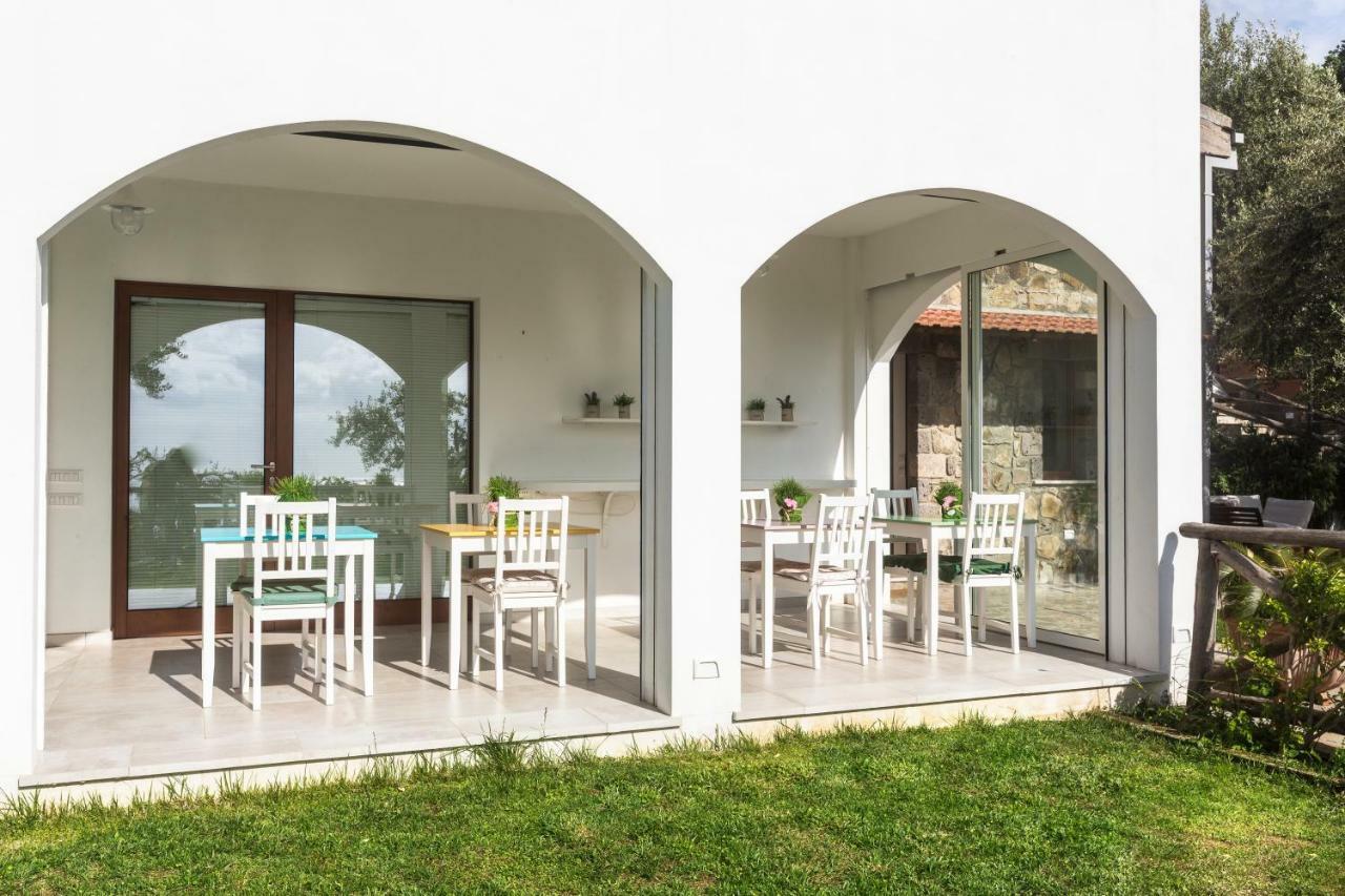 مبيت وإفطار ماسّا لوبْرينسِ Casa Clementina Marciano المظهر الخارجي الصورة